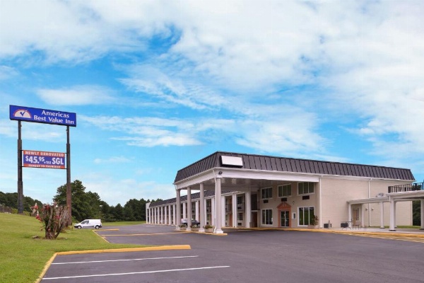 Americas Best Value Inn - Richmond South image 13