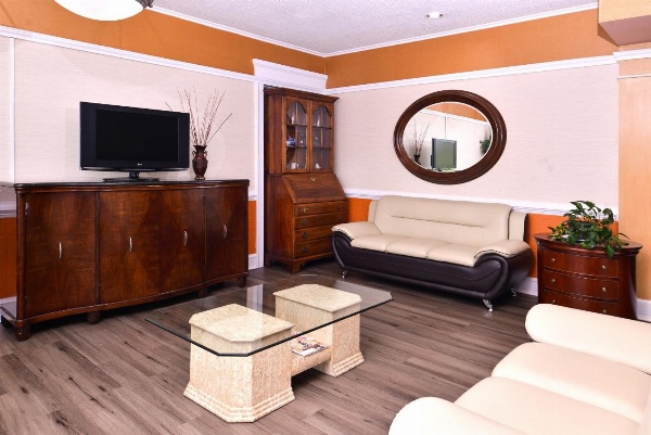 Americas Best Value Inn - Richmond South image 6